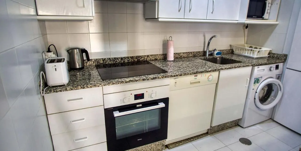 Great One-Bedroom Apartment For Holiday Rental Marbella