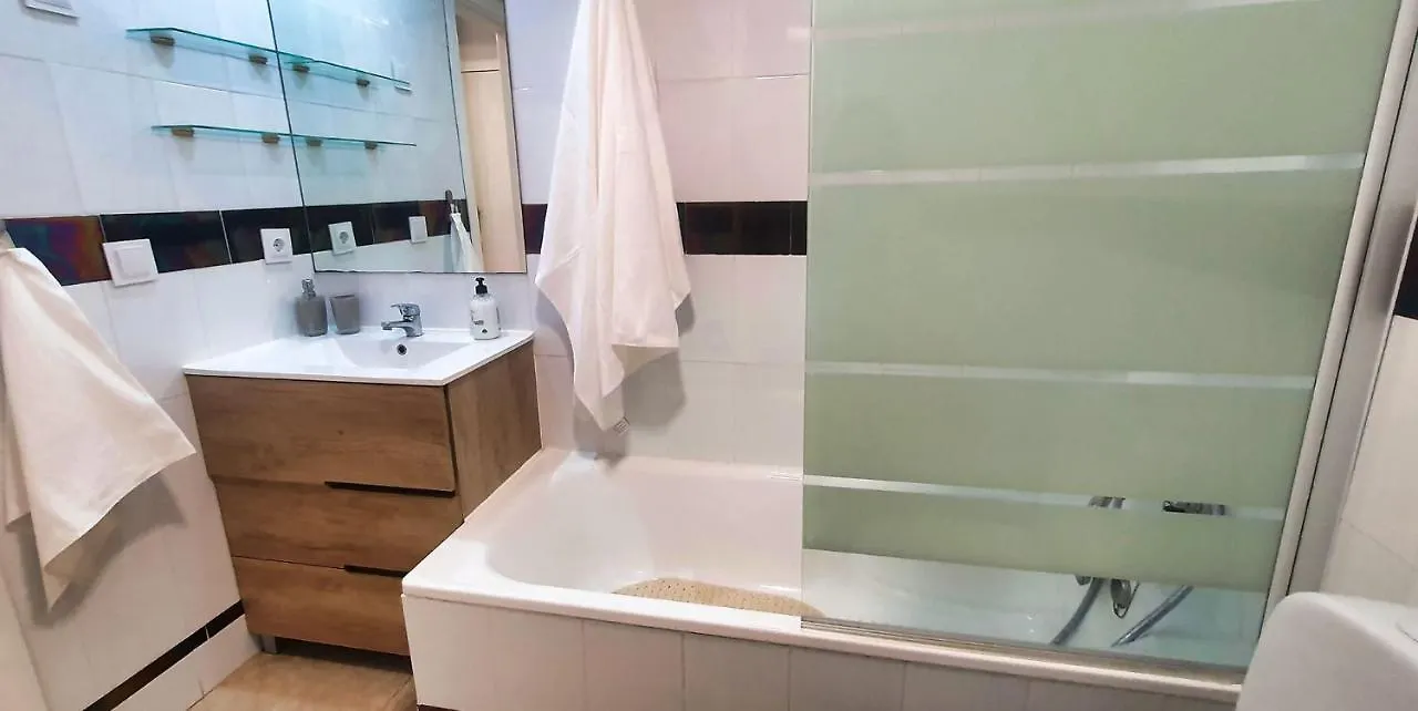 Great One-Bedroom Apartment For Holiday Rental Marbella
